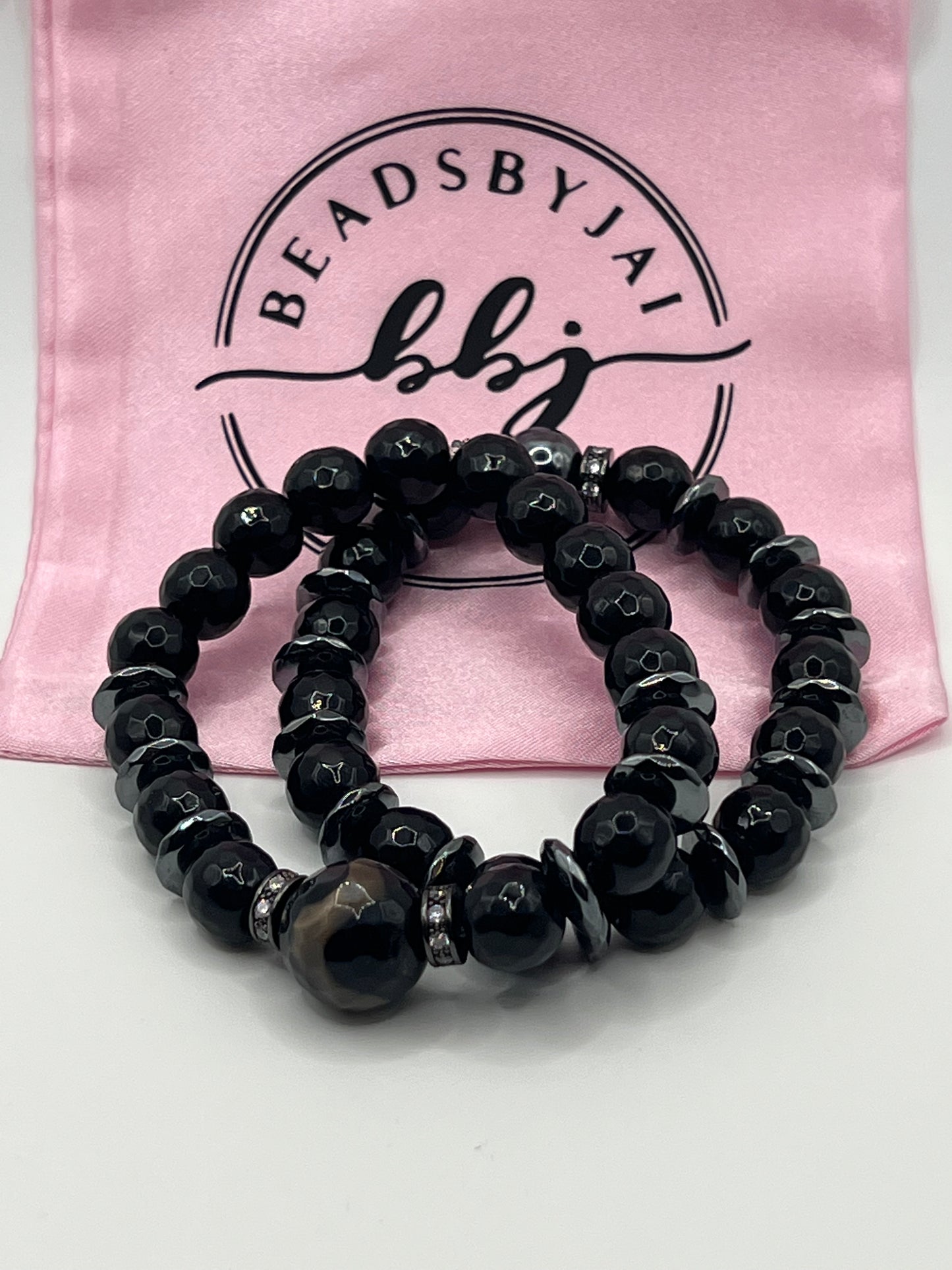 10 MM Women’s Black Faceted Agate w/ 14 MM Stripe Agate Centerpiece