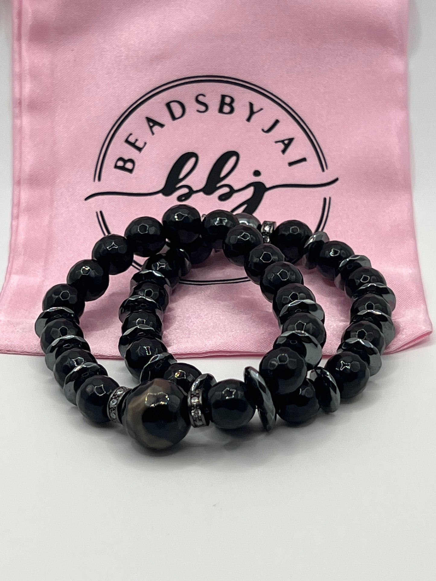 10 MM Women’s Black Faceted Agate w/ 14 MM Stripe Agate Centerpiece
