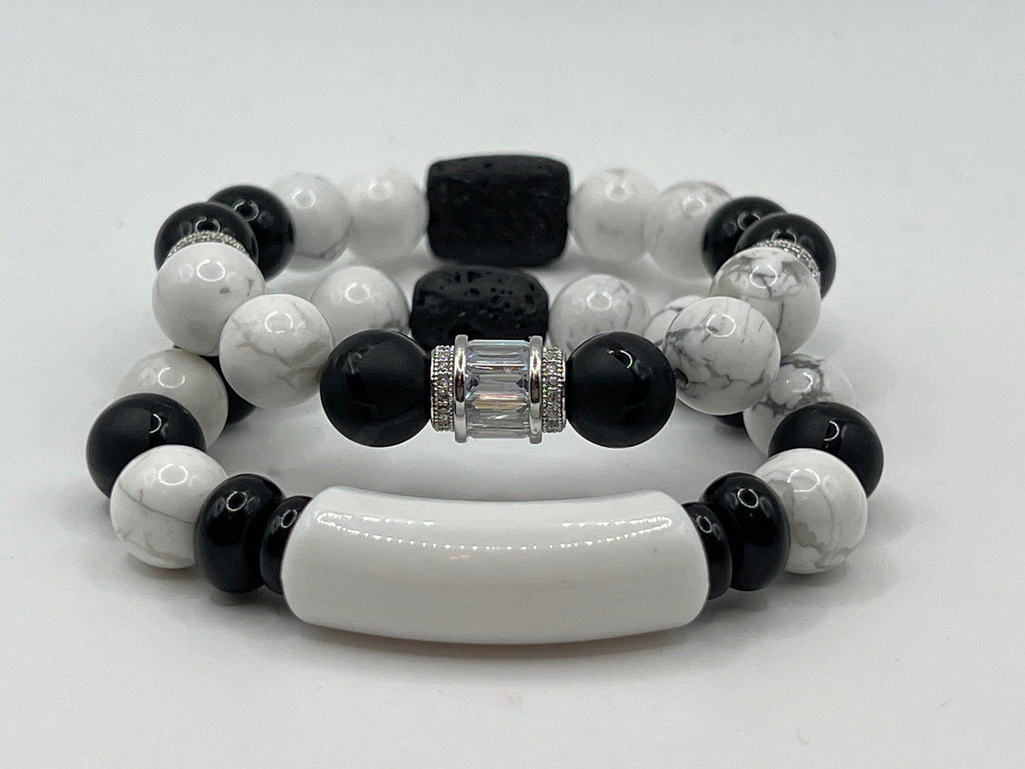 Howlite and Onyx 10mm